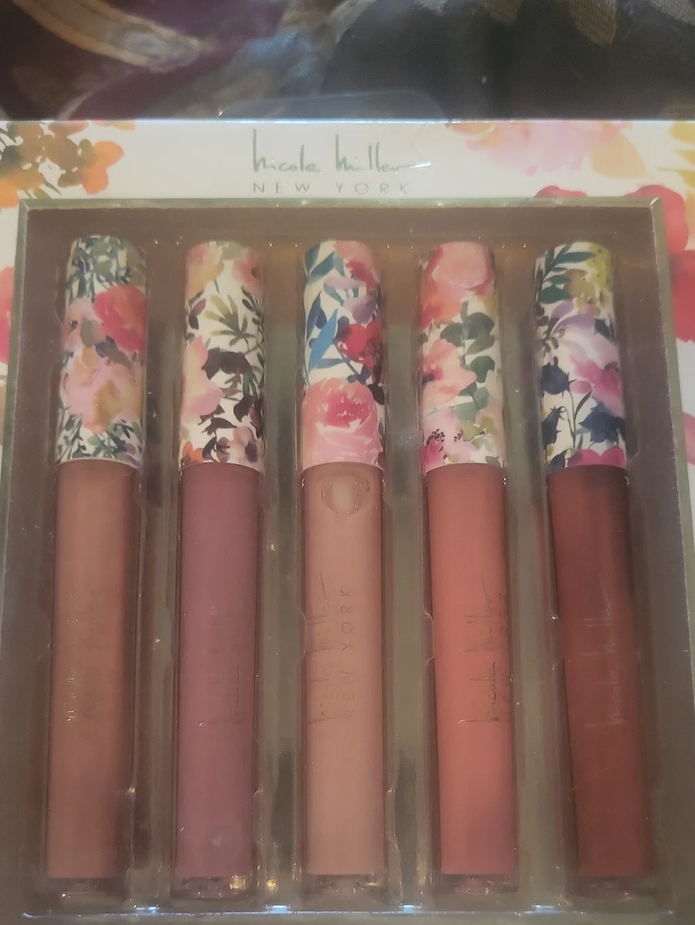 Nicole Miller Boxed 5 Full Size Lipgloss Collection